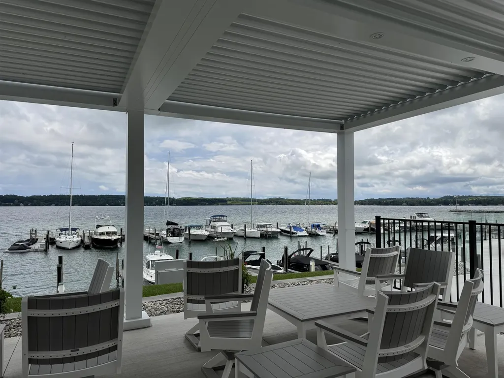 723 N Apple Tree Drive Suttons Bay Township MI 49682