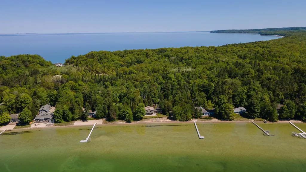 5254 N Manitou Trail Leland Township MI 49654