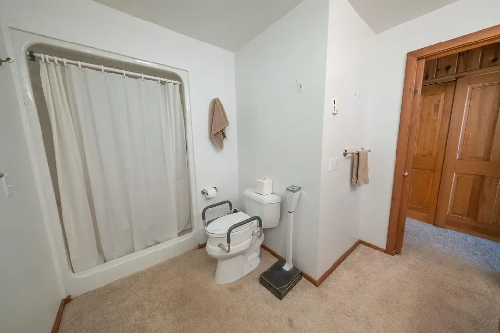 5254 N Manitou Trail Leland Township MI 49654