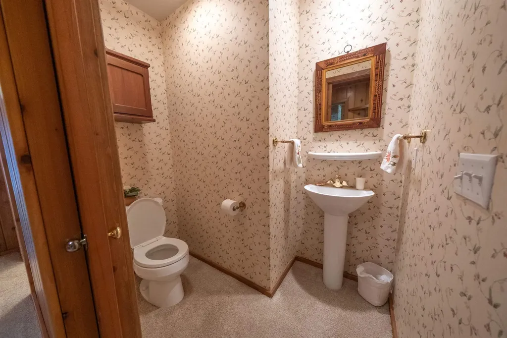 5254 N Manitou Trail Leland Township MI 49654
