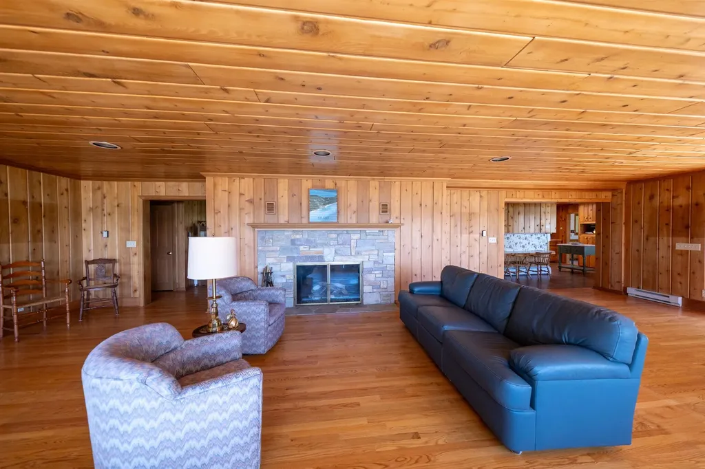 5254 N Manitou Trail Leland Township MI 49654