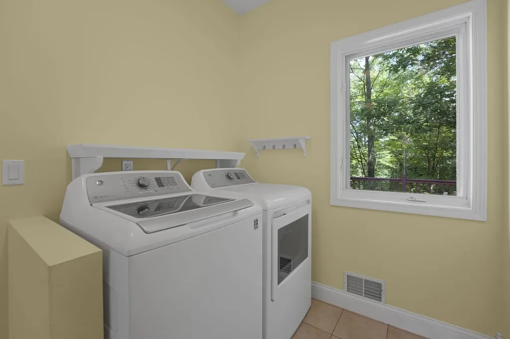 3001 Wild Juniper Trail Acme Township MI 49686