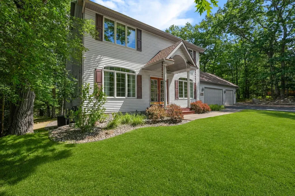 3001 Wild Juniper Trail Acme Township MI 49686