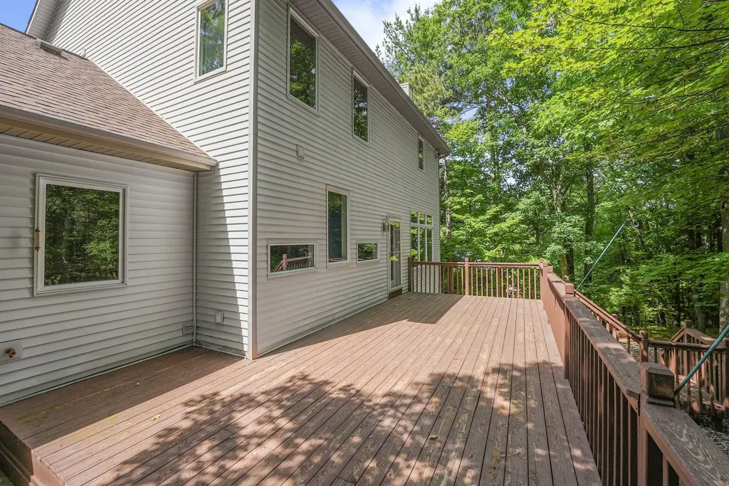 3001 Wild Juniper Trail Acme Township MI 49686