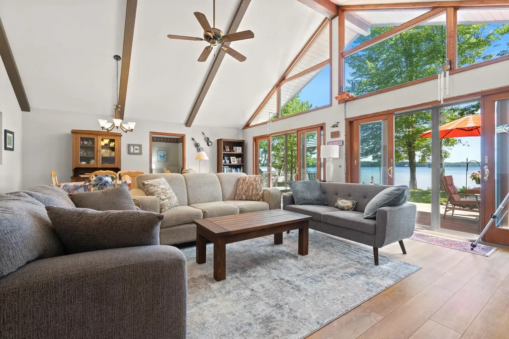 8585 Strawberry Point Road Green Lake Township MI 49637