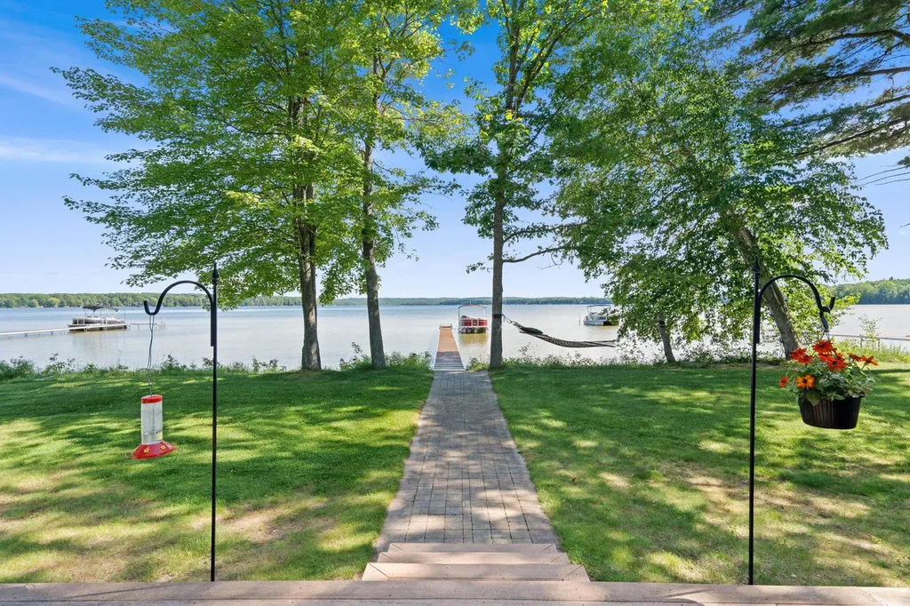 8585 Strawberry Point Road Green Lake Township MI 49637
