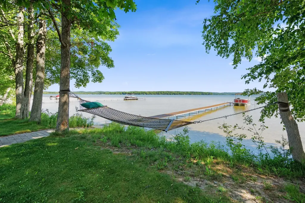 8585 Strawberry Point Road Green Lake Township MI 49637