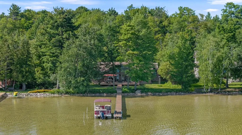 8585 Strawberry Point Road Green Lake Township MI 49637