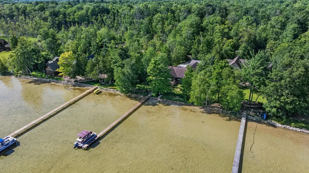 8585 Strawberry Point Road Green Lake Township MI 49637