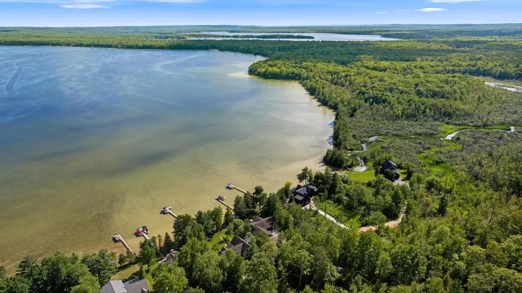 8585 Strawberry Point Road Green Lake Township MI 49637