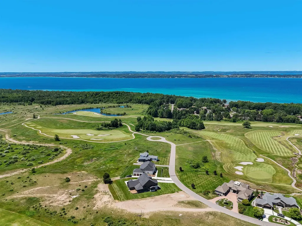 4162 Dornoch Court Acme Township MI 49690