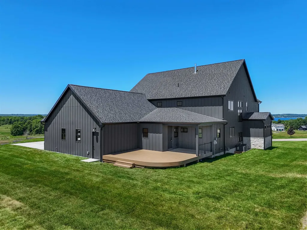 4162 Dornoch Court Acme Township MI 49690