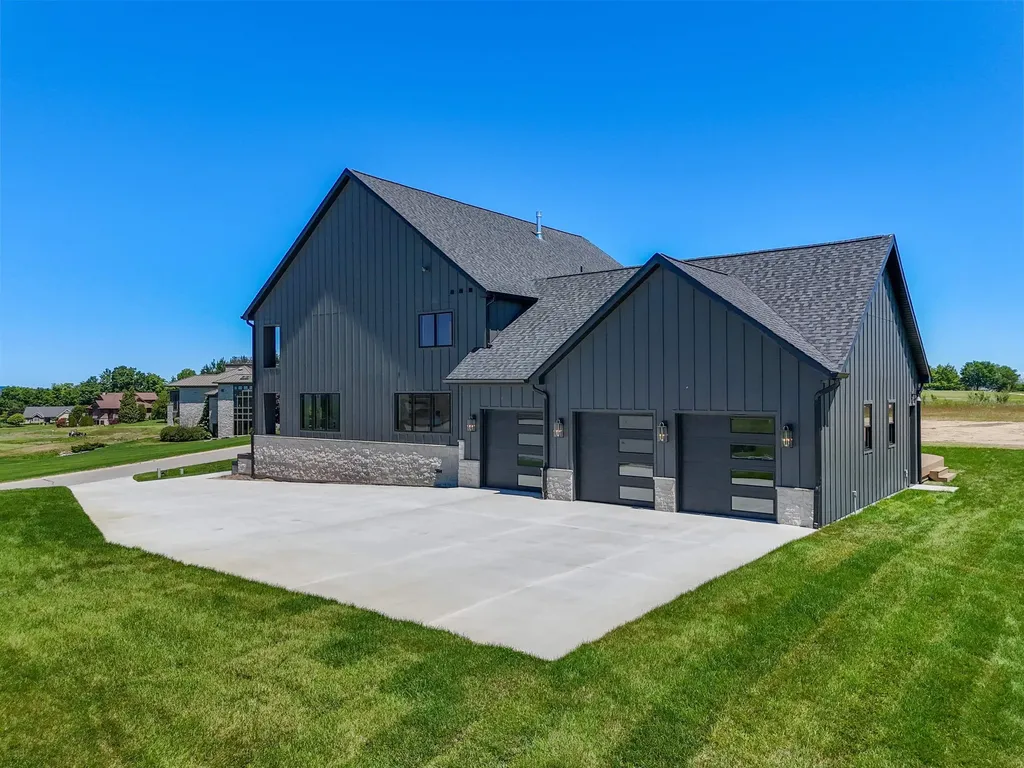 4162 Dornoch Court Acme Township MI 49690