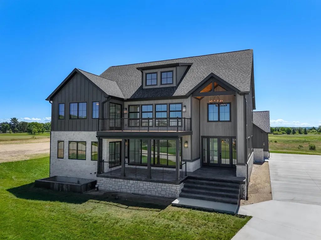 4162 Dornoch Court Acme Township MI 49690