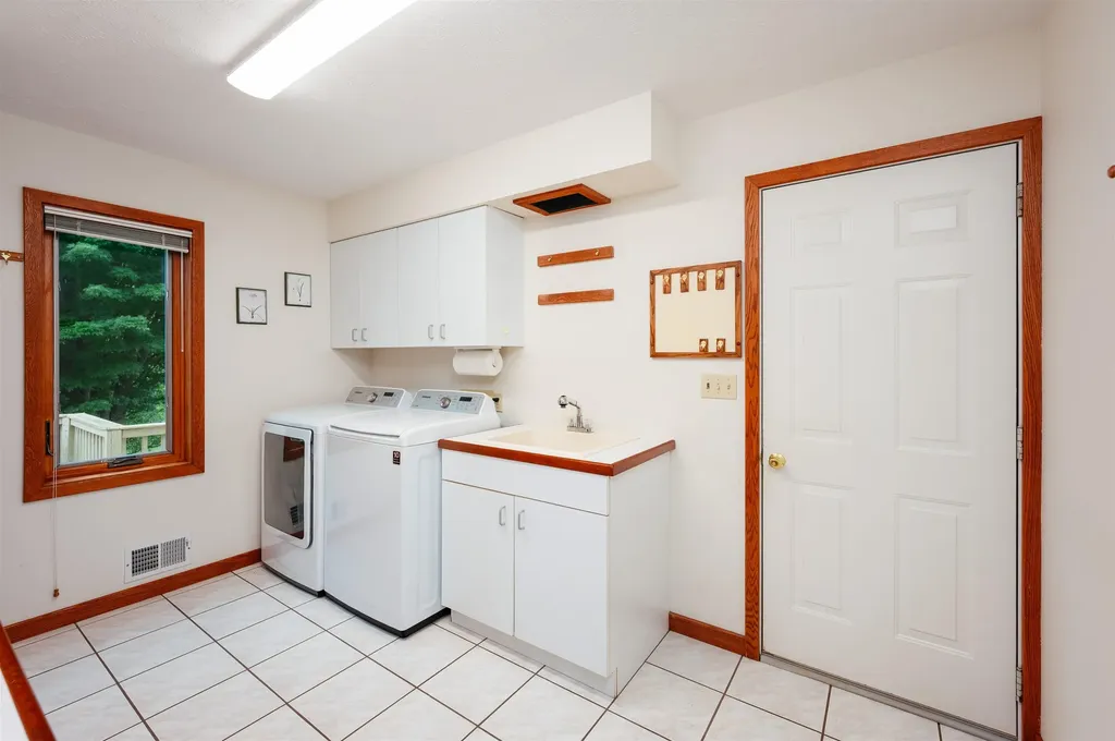 1133 Dracka Road Garfield Charter Township MI 49685
