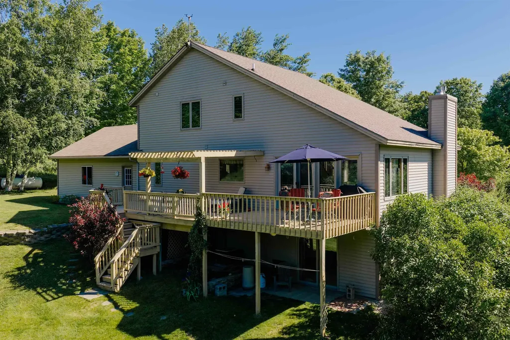 1133 Dracka Road Garfield Charter Township MI 49685