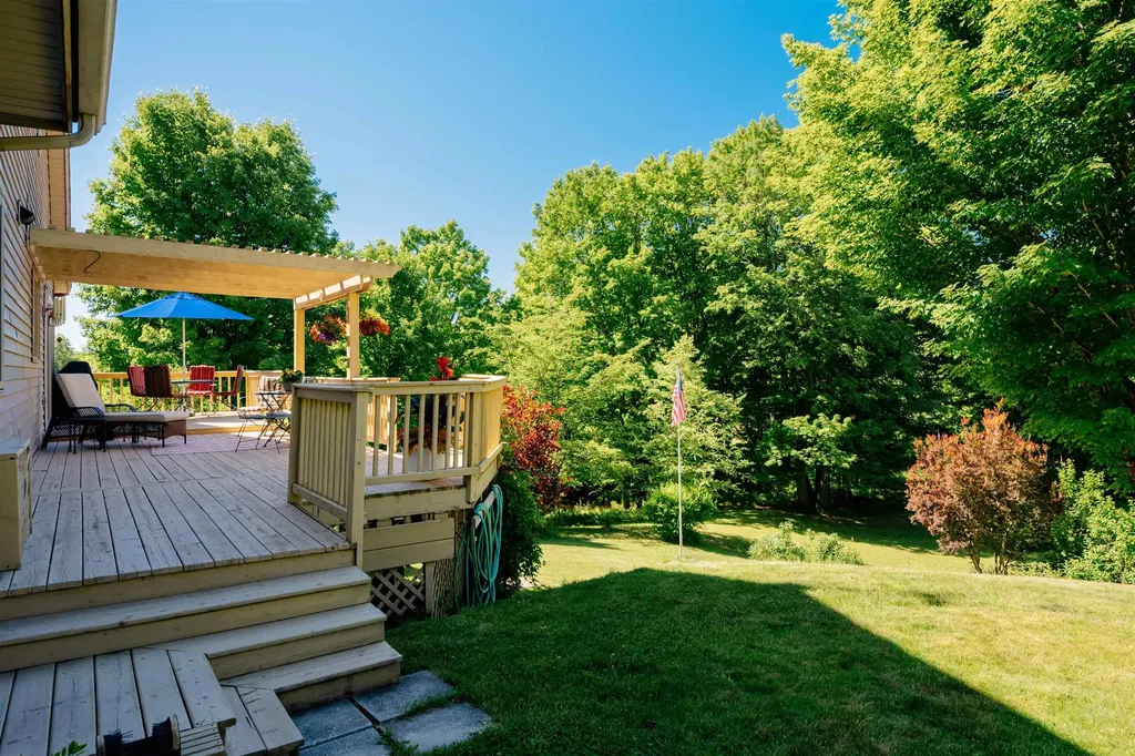 1133 Dracka Road Garfield Charter Township MI 49685
