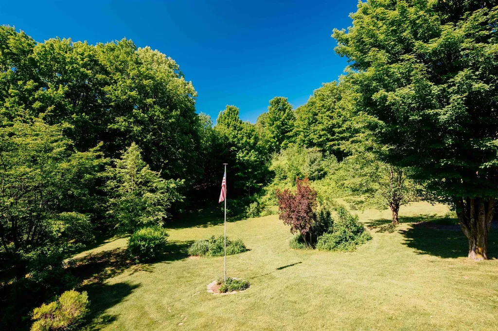 1133 Dracka Road Garfield Charter Township MI 49685