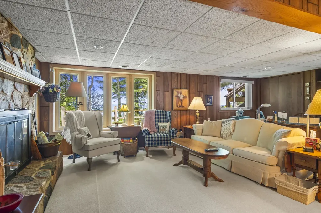 2692 Birchview Drive Torch Lake Township MI 49648