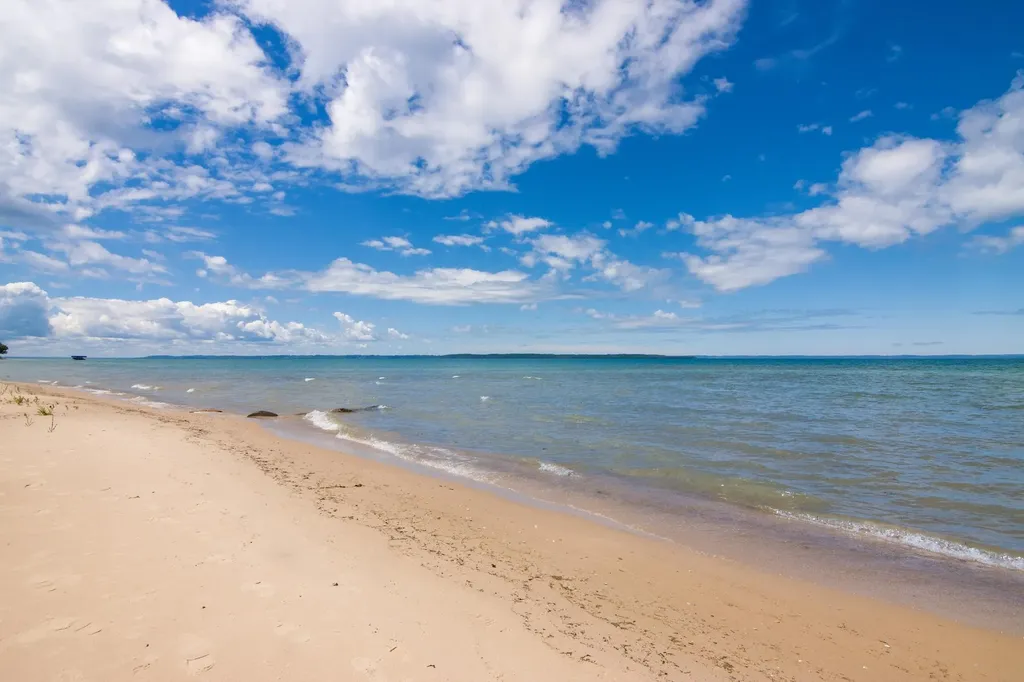 2692 Birchview Drive Torch Lake Township MI 49648