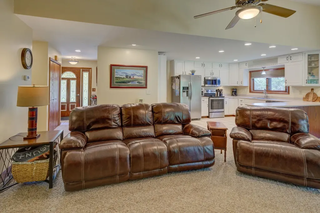 6151 Smith Road Rapid River Township MI 49676
