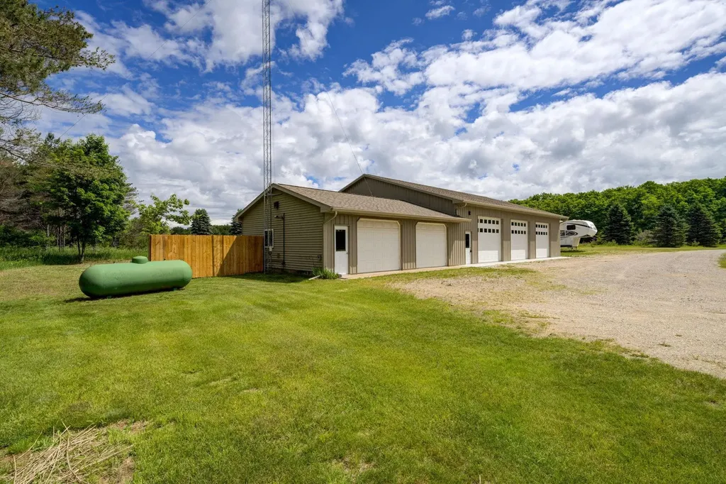 6151 Smith Road Rapid River Township MI 49676