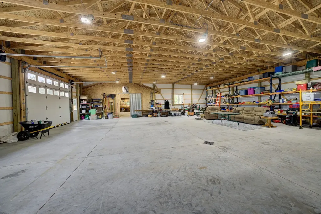 6151 Smith Road Rapid River Township MI 49676