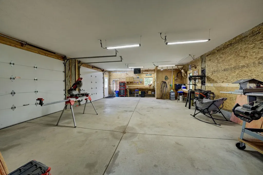6151 Smith Road Rapid River Township MI 49676