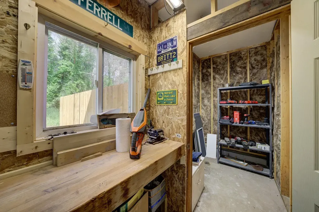 6151 Smith Road Rapid River Township MI 49676