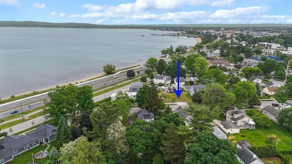 530 & 536 N Spruce Street Traverse City City MI 49684