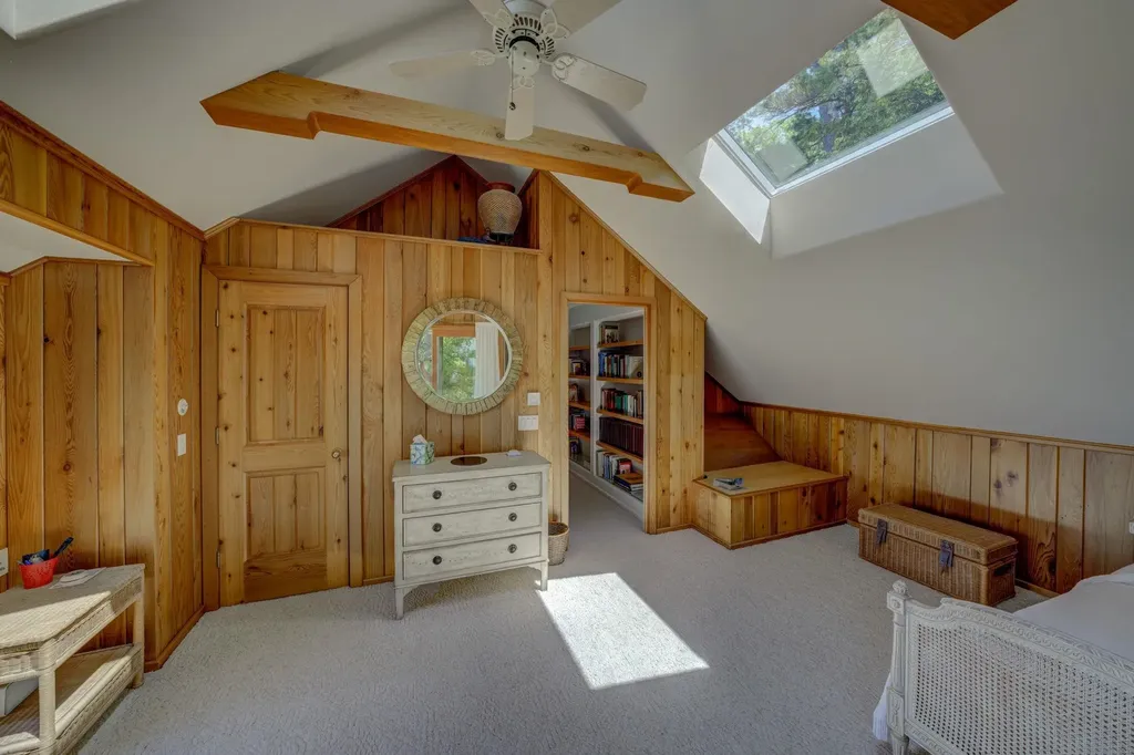 968 S Manitou Trail Leland Township MI 49653