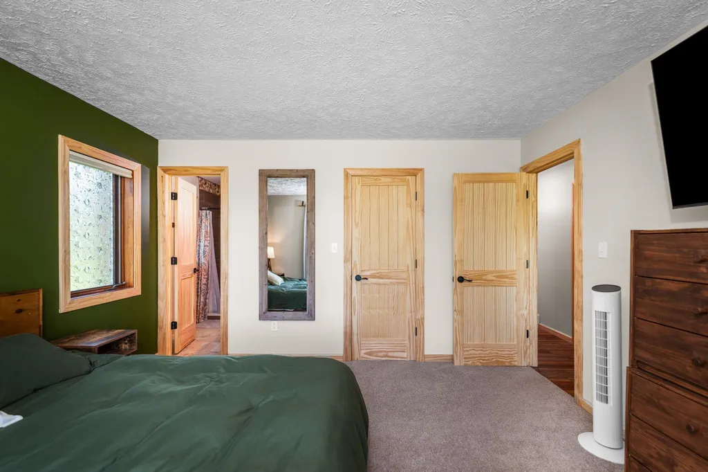 13572 S High Point Drive Elmwood Charter Township MI 49684