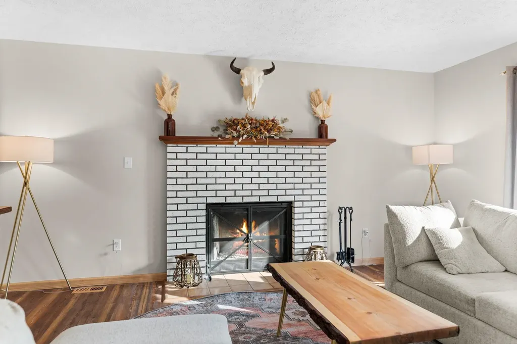 13572 S High Point Drive Elmwood Charter Township MI 49684