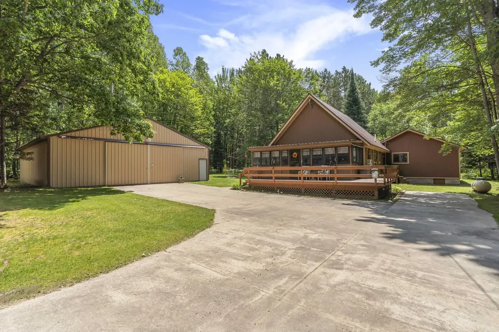 444 SE Lund Road Garfield Township MI 49633