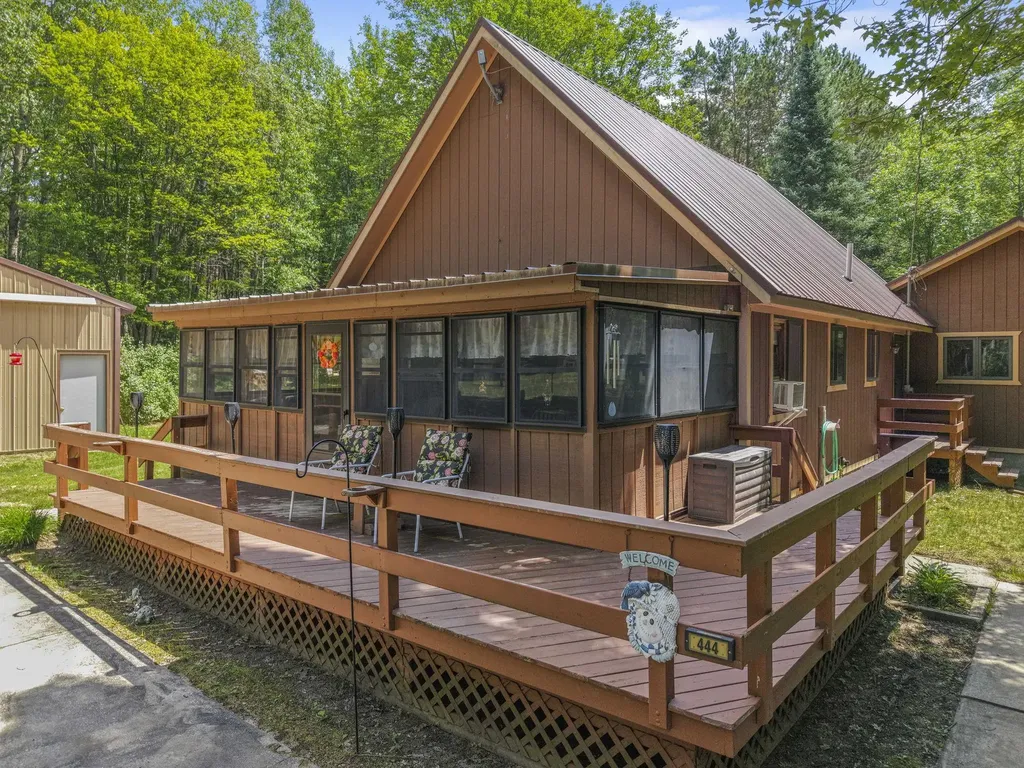 444 SE Lund Road Garfield Township MI 49633