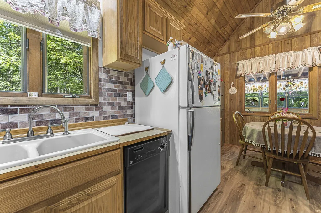 444 SE Lund Road Garfield Township MI 49633