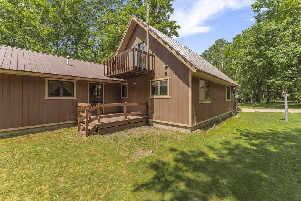 444 SE Lund Road Garfield Township MI 49633