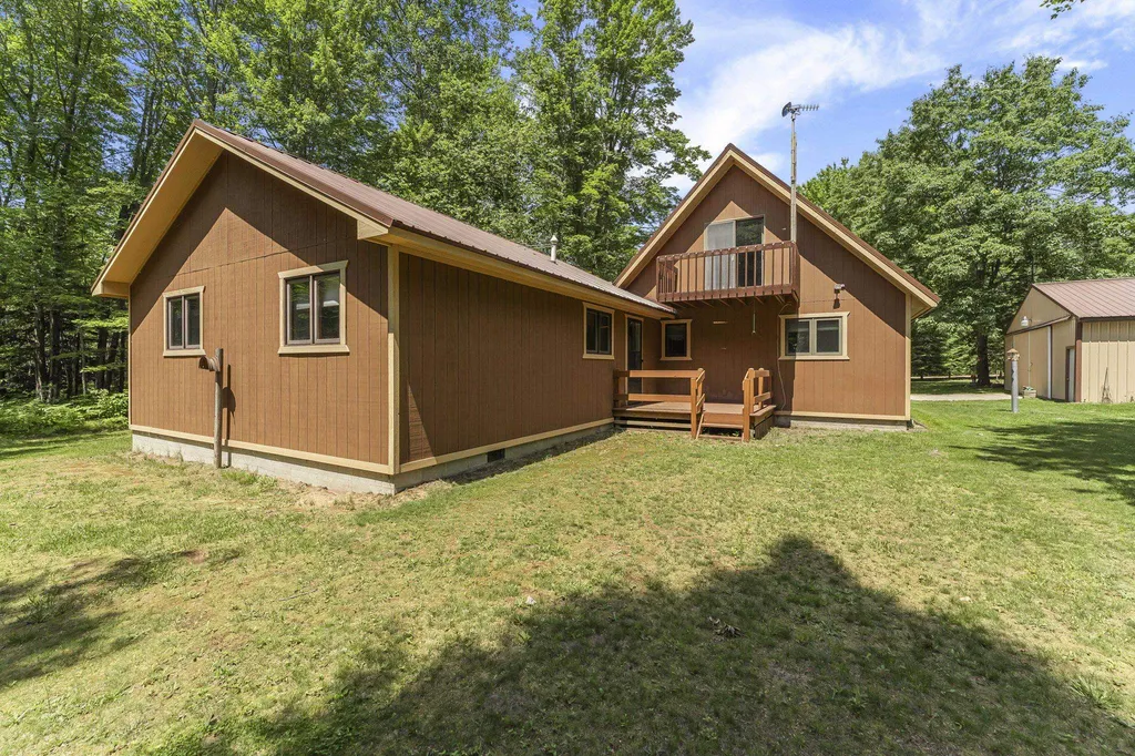 444 SE Lund Road Garfield Township MI 49633