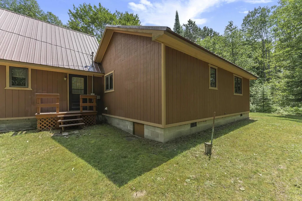 444 SE Lund Road Garfield Township MI 49633