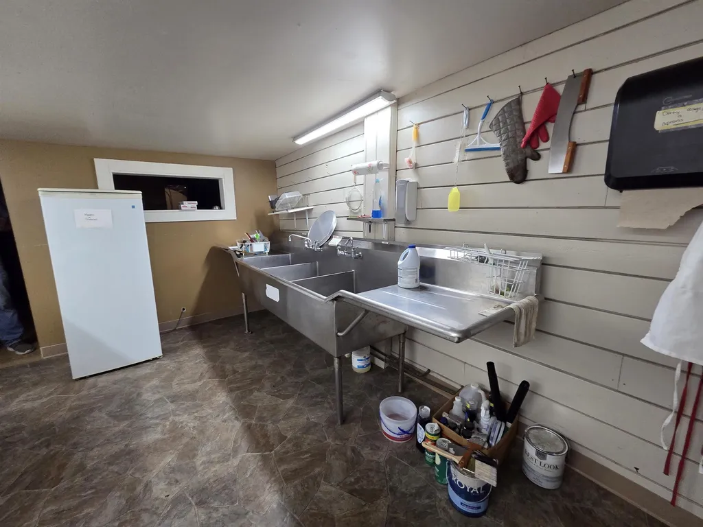 2886/2900 Kneeland Street Montmorency Township MI 49756