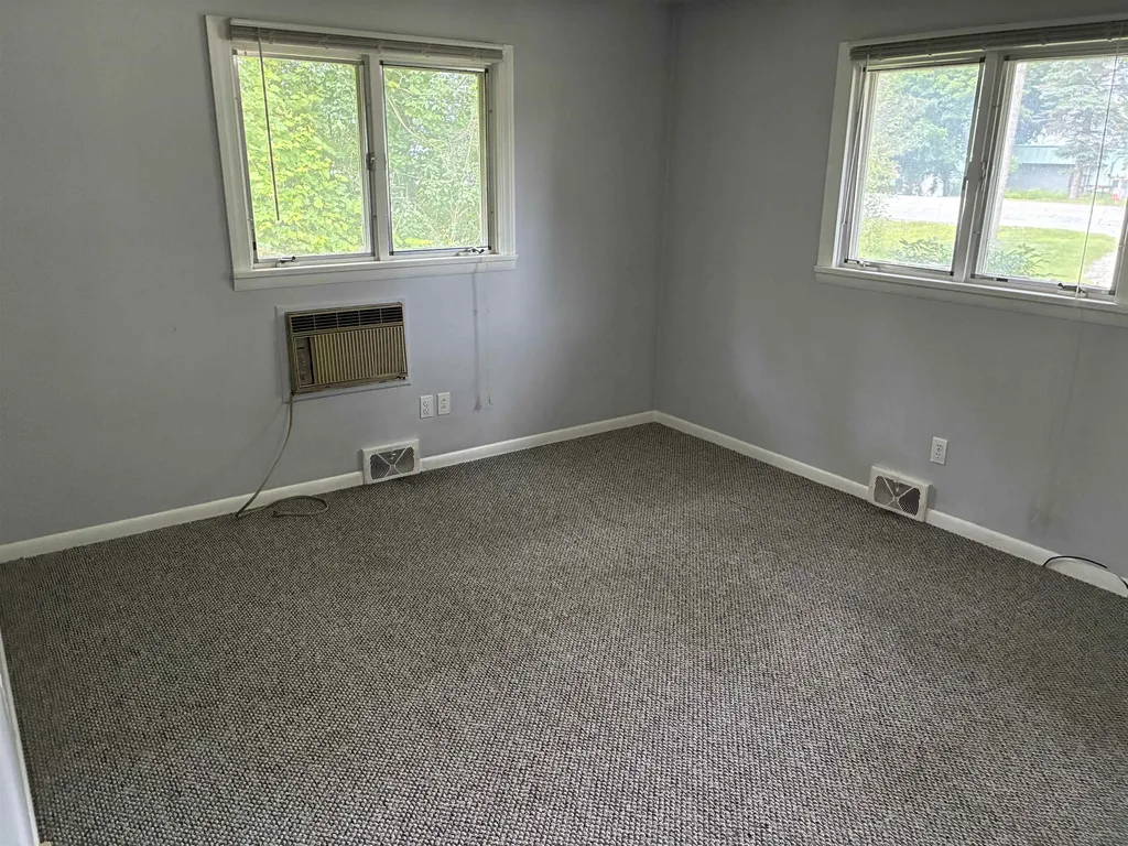 12160 S West Bay Shore Drive Elmwood Charter Township MI 49684