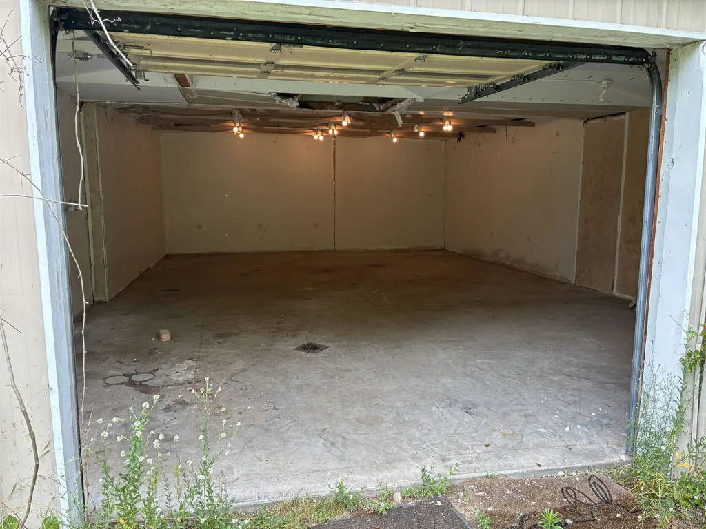 12160 S West Bay Shore Drive Elmwood Charter Township MI 49684