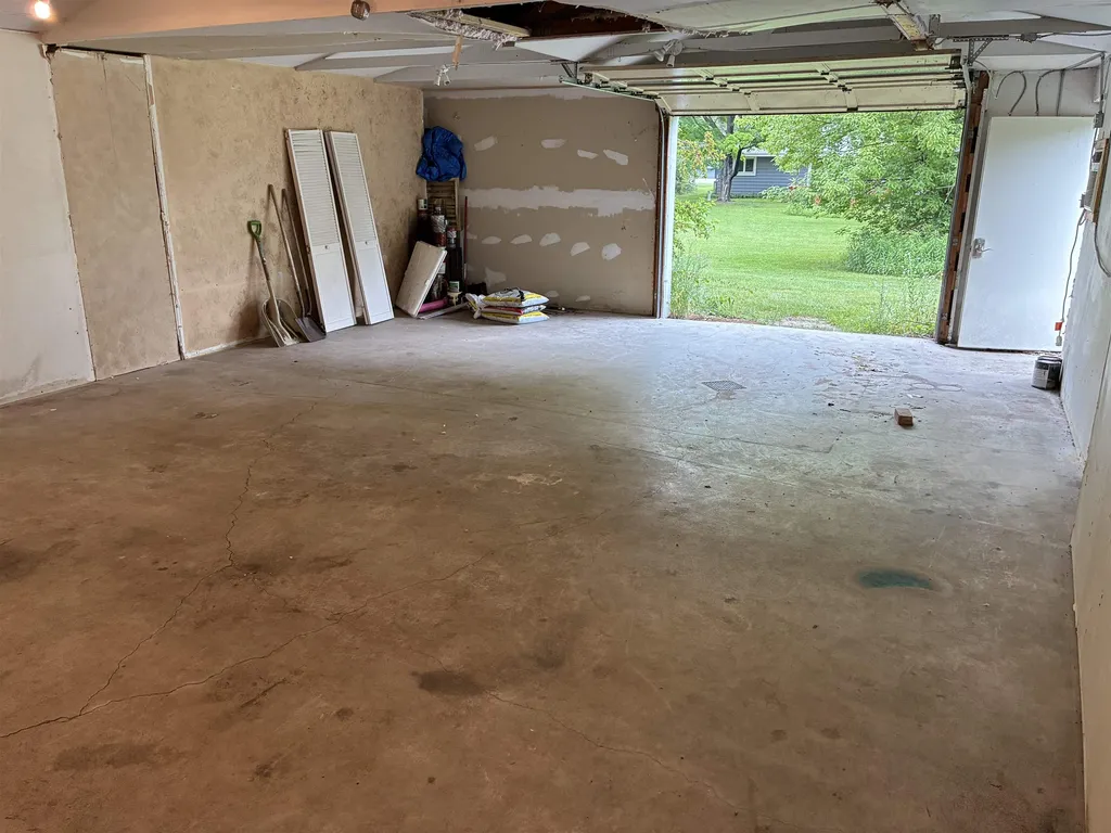 12160 S West Bay Shore Drive Elmwood Charter Township MI 49684