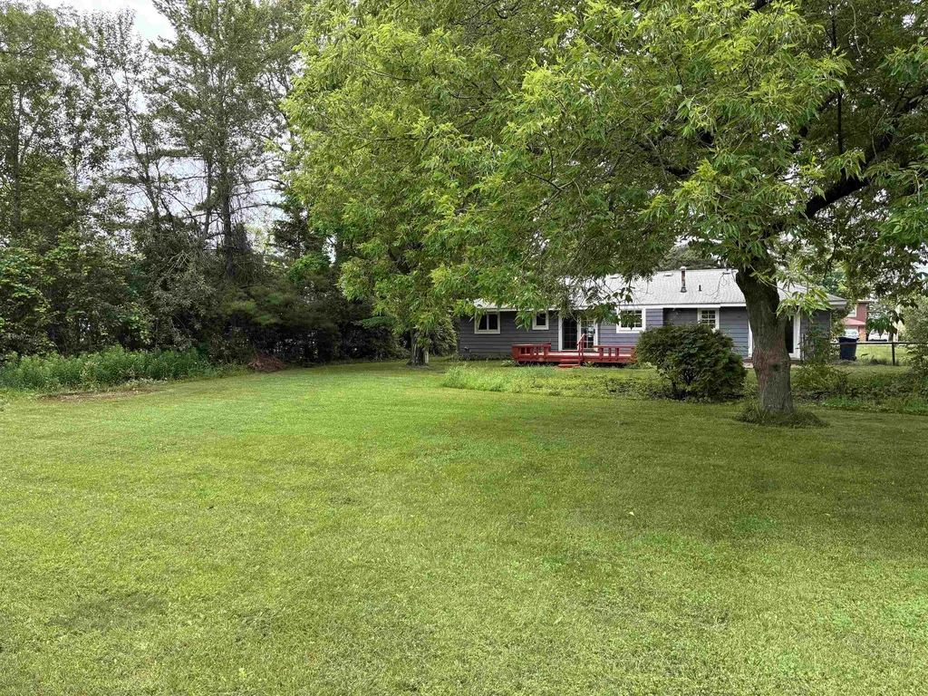 12160 S West Bay Shore Drive Elmwood Charter Township MI 49684