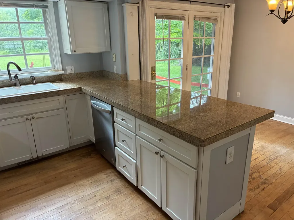 12160 S West Bay Shore Drive Elmwood Charter Township MI 49684