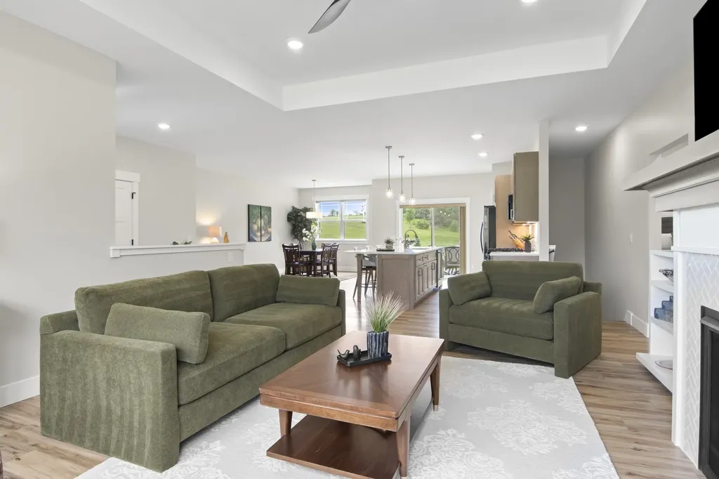 1546 Oban Way East Bay Township MI 49696