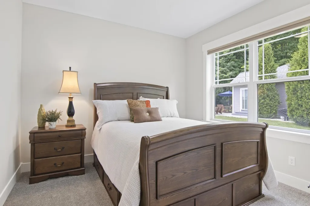 1546 Oban Way East Bay Township MI 49696