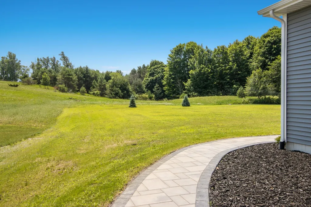 1546 Oban Way East Bay Township MI 49696