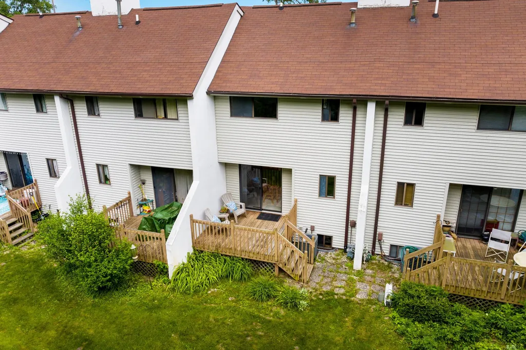 13638 S Thorn Creek Drive Elmwood Charter Township MI 49684