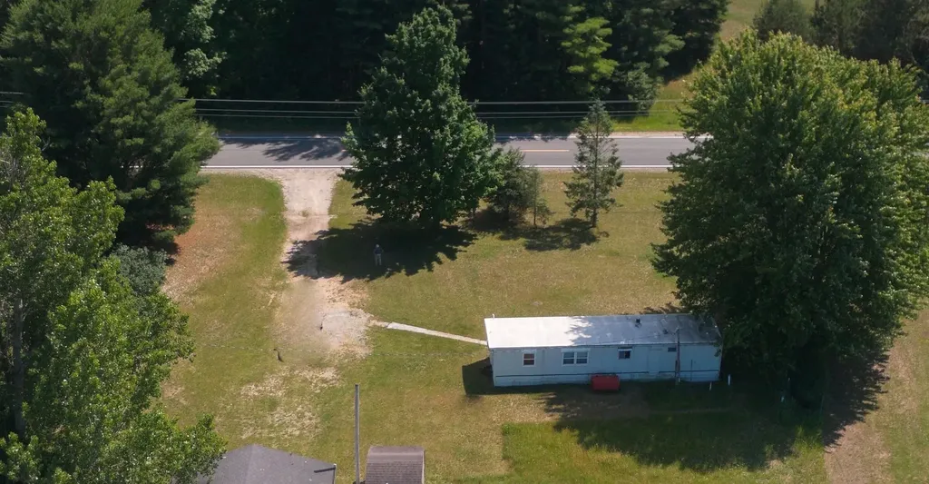 1395 E Duck Lake Road Green Lake Township MI 49637